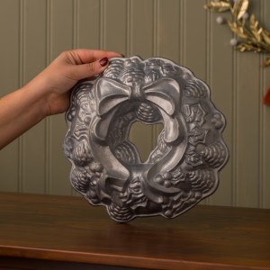 Alluminum Wreath Cake Mold